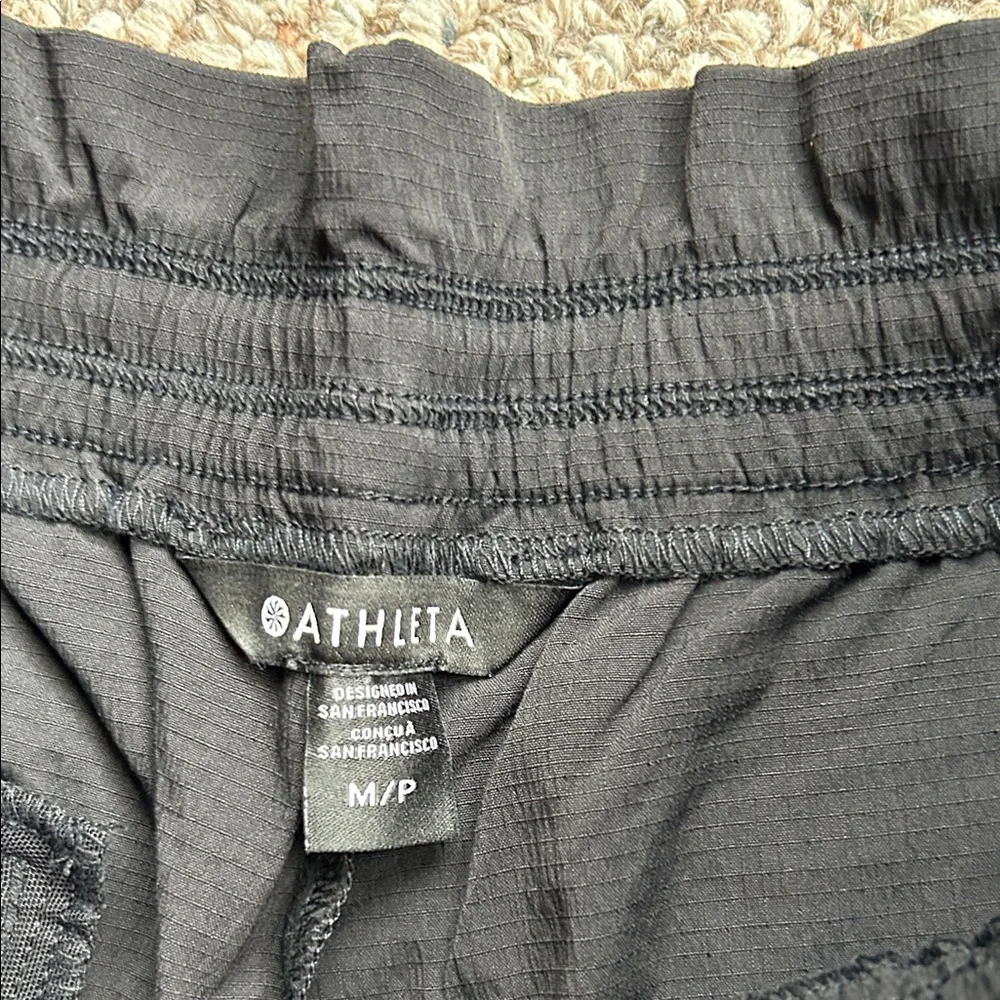 NWT Athleta Trekkie Parachute Black pants - Picture 4 of 7